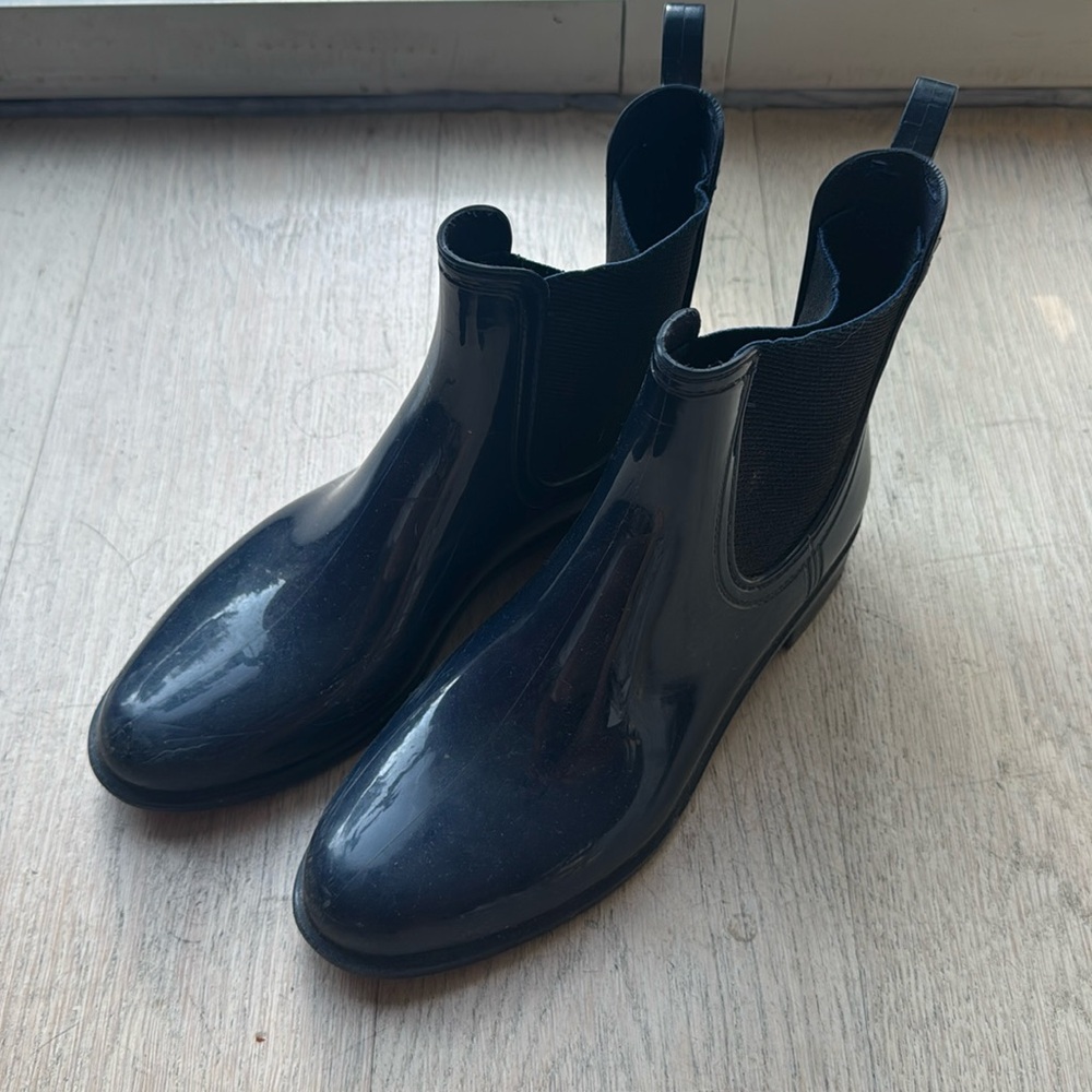 Rain boots 38 8US